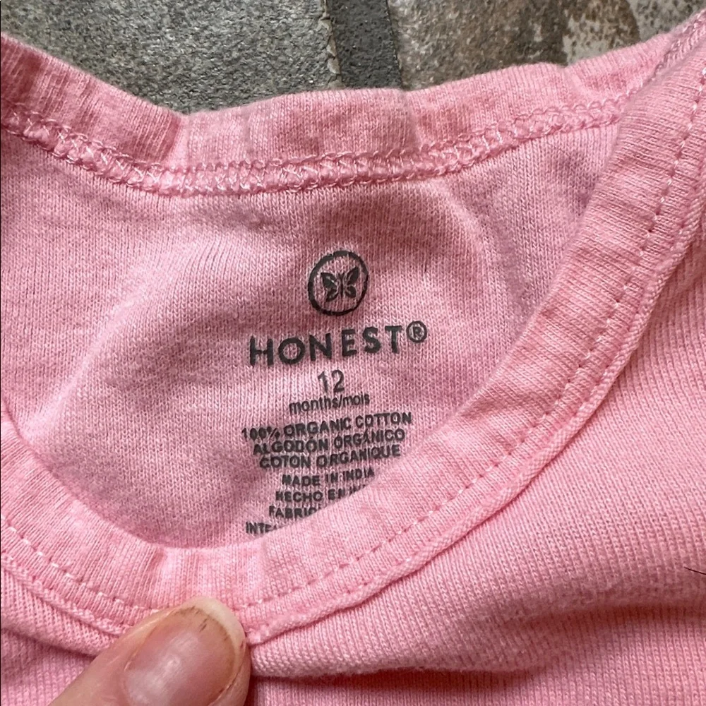 7 Honest company onesies - size 12 months - Picture 6 of 6